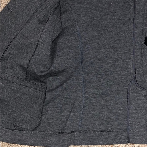 DONATING SOON- Gap charcoal knit blazer - Picture 4 of 4